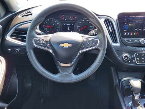 Used 2023 Chevrolet Malibu LT image 24