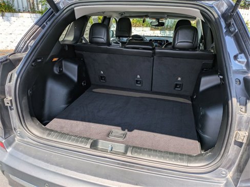 Used 2019 Jeep Cherokee Limited image 25
