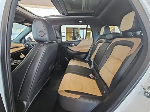 New 2026 Chevrolet Equinox ACTIV w/ Convenience Package III image 11