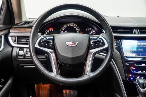 Used 2018 Cadillac XTS Luxury image 15