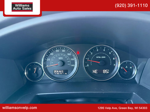 Used 2010 Jeep Commander Sport image 22
