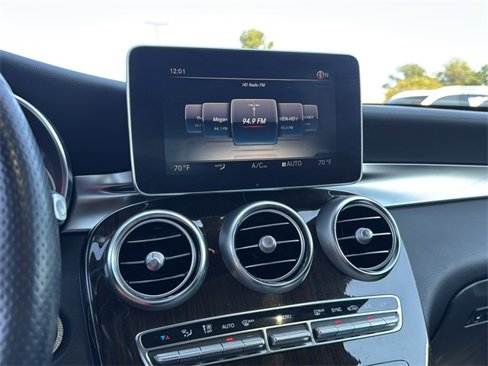 Used 2019 Mercedes-Benz GLC 300 4MATIC image 21