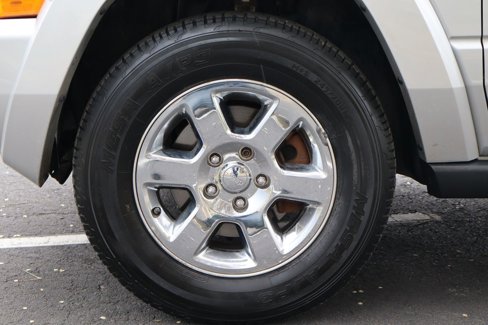 Used 2006 Jeep Commander Limited w/ Trailer Tow Group IV image 41