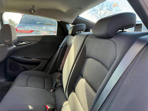 Used 2021 Chevrolet Malibu RS image 29