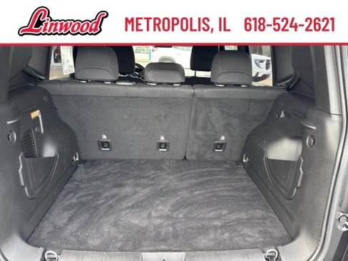 Used 2022 Jeep Renegade Sport image 12