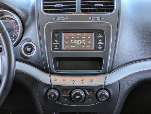 Used 2018 Dodge Journey SXT w/ Connectivity Group image 20