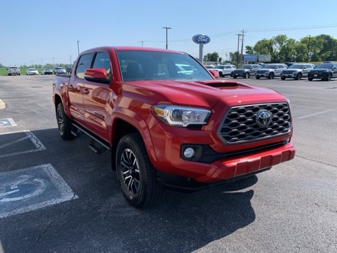 Used 2023 Toyota Tacoma 4x4 Double Cab image 3