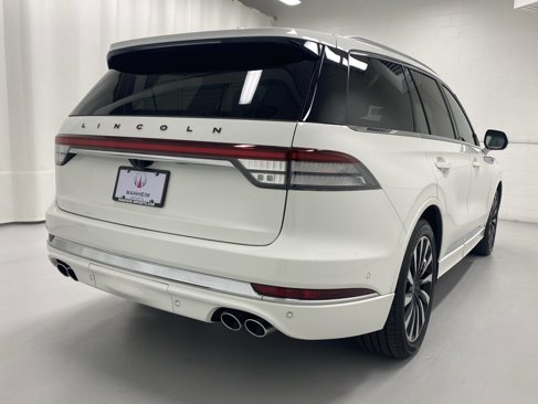 Used 2023 Lincoln Aviator Black Label Grand Touring w/ Class IV Trailer Tow Package image 6