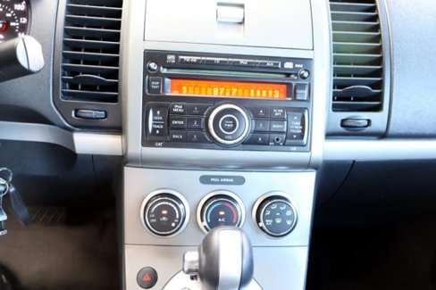 Used 2011 Nissan Sentra 2.0 SR image 17