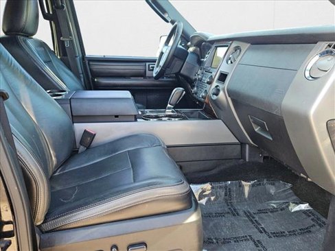 Used 2016 Ford Expedition Platinum image 23