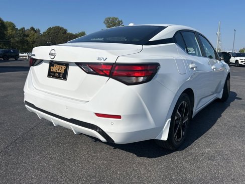 Used 2024 Nissan Sentra SV image 3