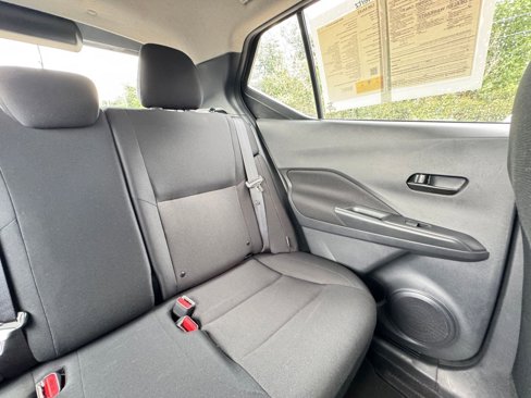 Used 2024 Nissan Kicks S image 35