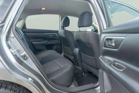 Used 2017 Nissan Altima 2.5 SR w/ Midnight Edition Package image 8