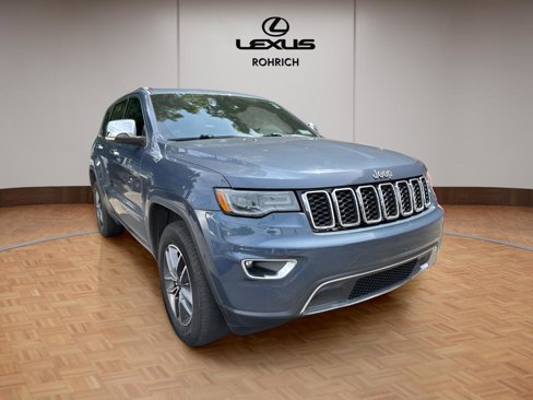 Used 2019 Jeep Grand Cherokee Limited w/ Luxury Group II image 3