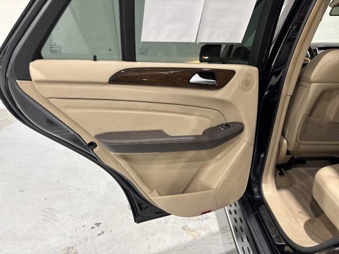 Used 2015 Mercedes-Benz ML 350 4MATIC image 61