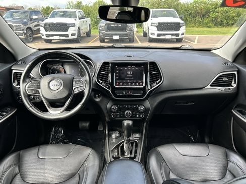 Used 2019 Jeep Cherokee Limited image 14