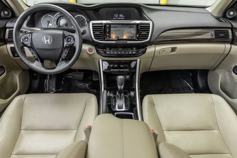 Used 2017 Honda Accord EX-L image 7
