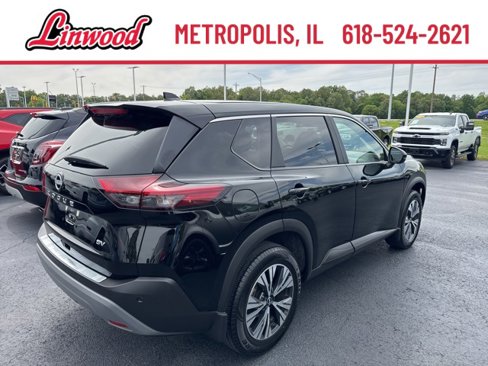 Used 2023 Nissan Rogue SV image 5