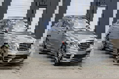 Used 2015 Mercedes-Benz S 550 Sedan w/ Sport Package image 10