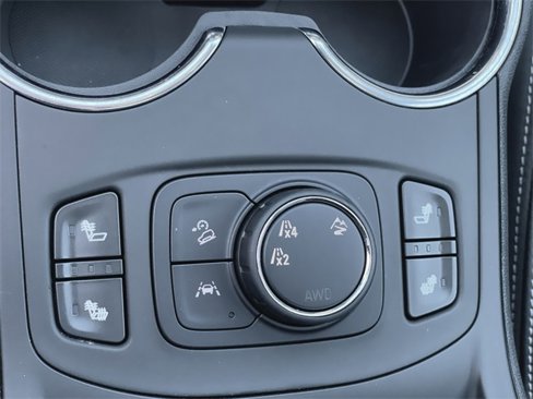Certified 2023 GMC Terrain SLT w/ Infotainment Package II image 35