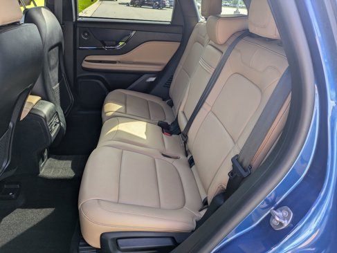 Used 2021 Lincoln Corsair Reserve image 26