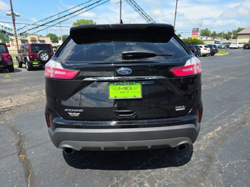Used 2019 Ford Edge SEL image 5