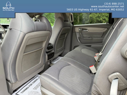 Used 2016 Chevrolet Traverse LT image 12