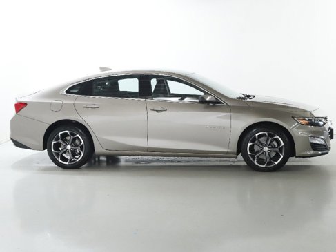 Used 2023 Chevrolet Malibu LT w/ Driver Confidence Package image 11