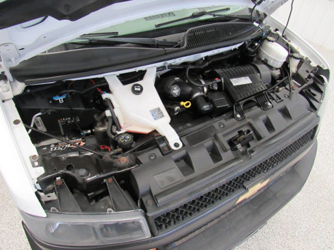 Used 2019 Chevrolet Express 3500 w/ Driver Convenience Package image 30