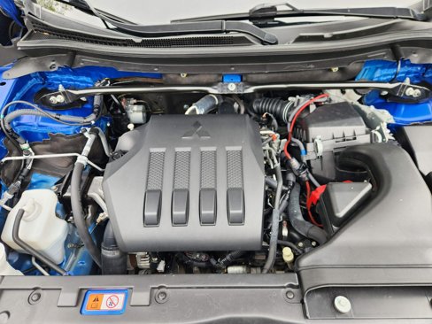 Used 2022 Mitsubishi Eclipse Cross SE image 11