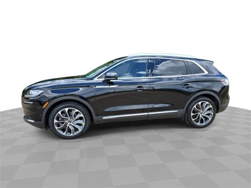 Used 2021 Lincoln Nautilus Reserve image 1