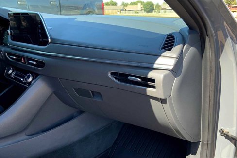 Used 2020 Hyundai Sonata SEL Plus w/ Tech Package image 17