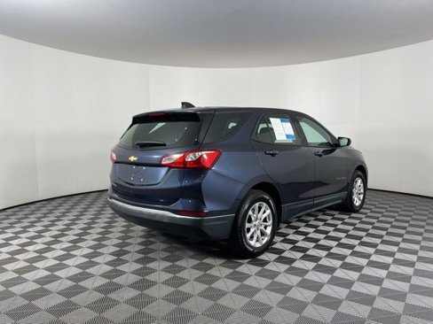 Used 2018 Chevrolet Equinox LS image 10