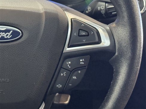 Used 2019 Ford Fusion SEL image 35