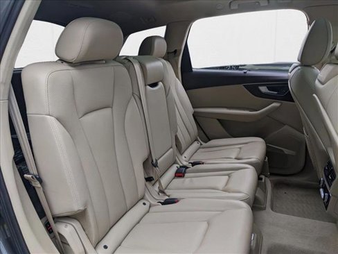 Used 2019 Audi Q7 3.0T Prestige w/ Prestige Package image 20