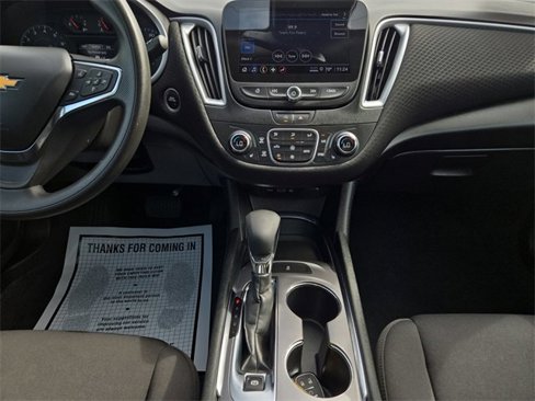 Used 2023 Chevrolet Malibu LT image 19