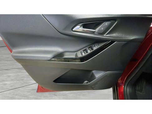 Used 2025 Chevrolet Equinox LT w/ Safety and Technology Package image 9