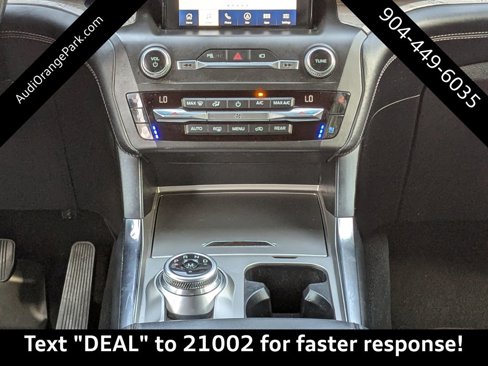 Used 2020 Ford Explorer Platinum w/ Premium Technology Package image 23