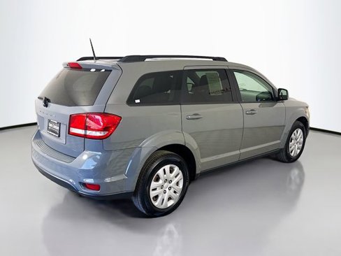 Used 2019 Dodge Journey SE image 7