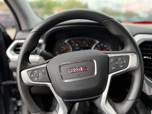 Used 2021 GMC Acadia SLE w/ Driver Convenience Package image 18