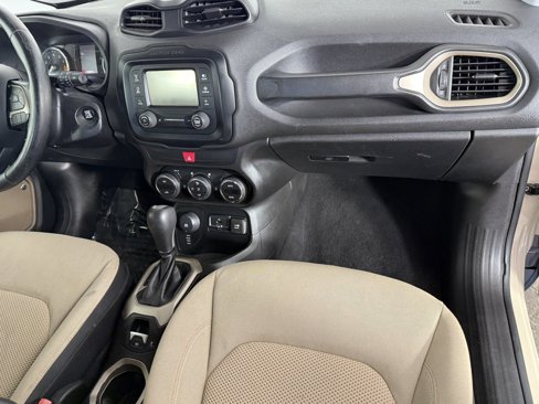 Used 2016 Jeep Renegade 75th Anniversary image 12