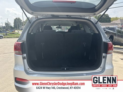 Used 2019 Kia Sorento LX image 10