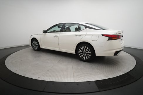 Certified 2024 Nissan Altima 2.5 SV image 12