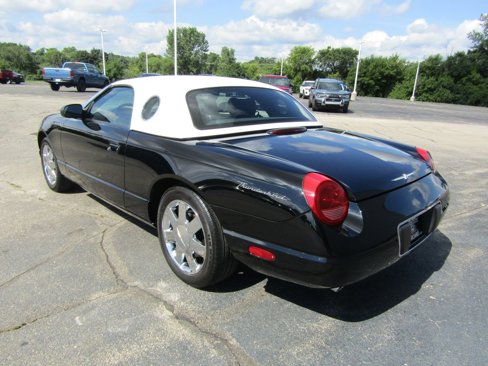 Used 2002 Ford Thunderbird image 8