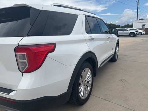 Used 2022 Ford Explorer King Ranch image 8