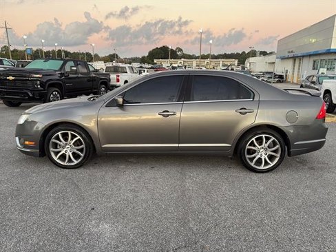 Used 2010 Ford Fusion SE image 4