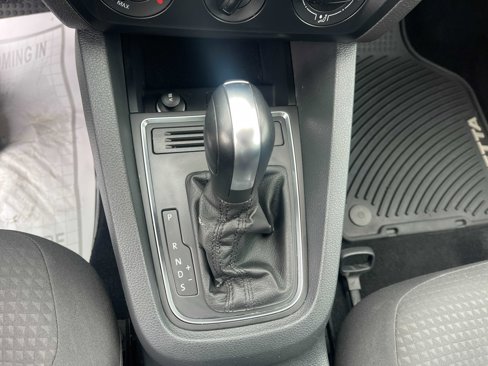 Used 2016 Volkswagen Jetta S image 17