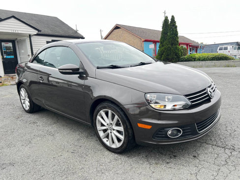 Used 2013 Volkswagen Eos image 2