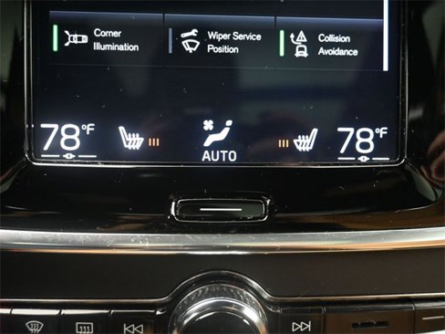 Used 2019 Volvo S90 T6 Momentum image 21