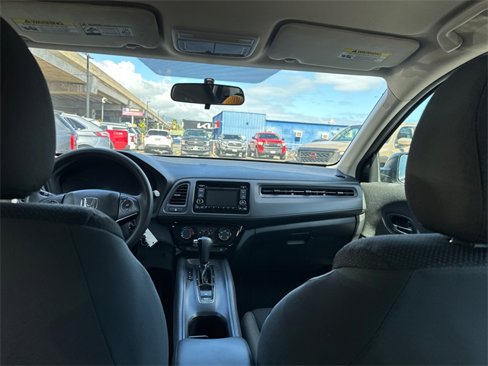 Used 2022 Honda HR-V LX image 16